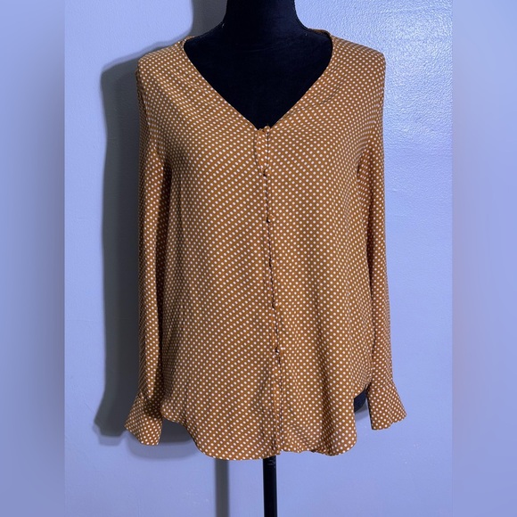 Rachel Zoe Tops - Rachel Zoe V-neck blouse with polka dot print Size L